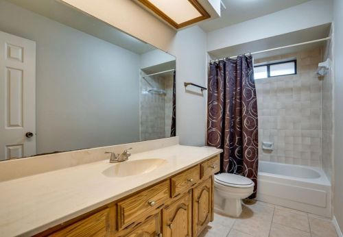 3122 Regency, Carrollton TX 75007-2720 exterior