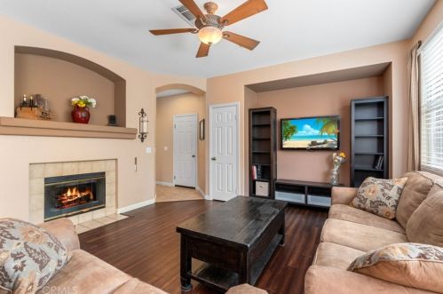 1179 Caprise Dr, San Marcos, CA 92078-1035