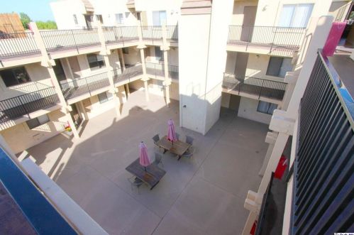 460 Salem St, Glendale CA  91203-2153 exterior