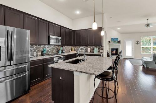 2710 Lisbon Meadows Dr, Conroe TX  77304-4564 exterior