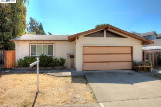 26005 Peterman Ave, Hayward, CA 94545-3105