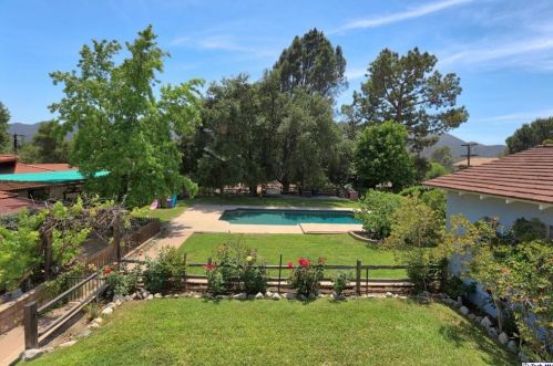 3910 Altura Ave, Glendale, CA 91214-2303