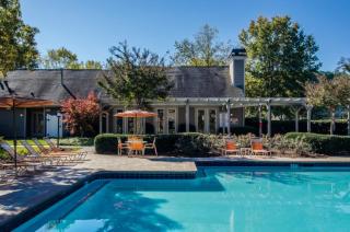 1955 Bells Ferry Rd, Marietta GA  30066-6298 exterior