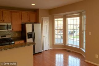 24636 Nettle Mill Sq, Stone Ridge VA  20105-2992 exterior