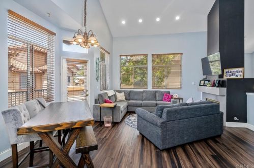 11356 Via Rancho San Diego, El Cajon, CA 92019-5201