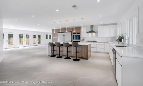 171 Wall St, Tinton Falls NJ  07724-2416 exterior