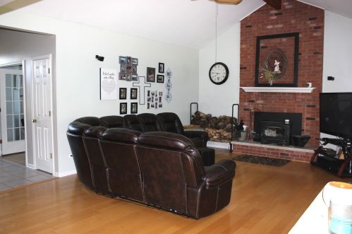 683 Juli Dr, Mokena, IL 60451-1269