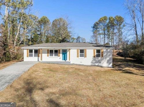 665 Rail Splitter Dr, Kennesaw, GA 30144-1644
