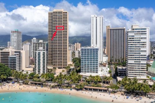 2470 Kalakaua Ave, Honolulu HI  96815-3265 exterior