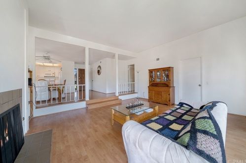7 Cerrito, Irvine, CA 92612-4677
