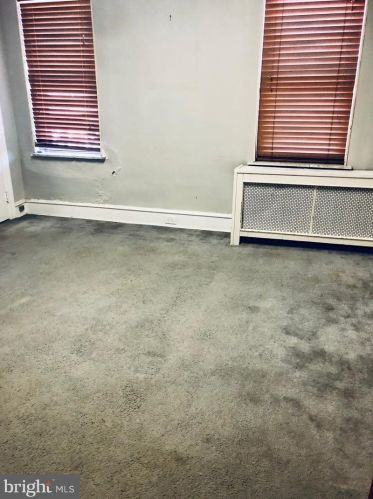 2523 12 St, Philadelphia PA 19133-1124 exterior