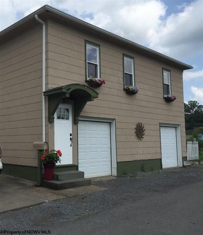 49 Rogers St, Haymond WV  26354-1546 exterior