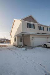 4286 Auburn Ave, Fargo, ND 58104-8428