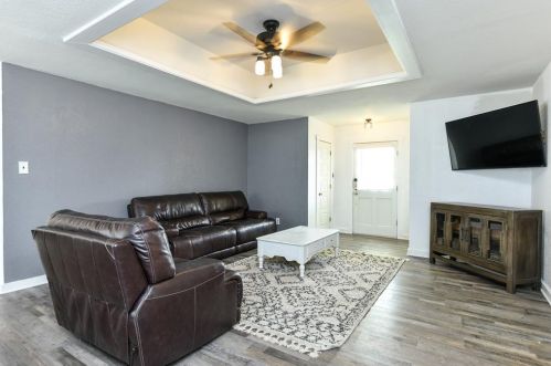 3391 Joe Wilson Rd, Midlothian, TX 76065-4526