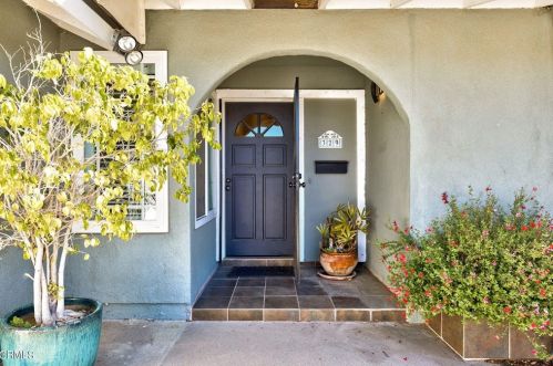 329 Hardison St, Santa Paula, CA 93060-1801
