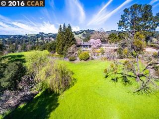 1155 Camino Vallecito, Lafayette, CA 94549-2844