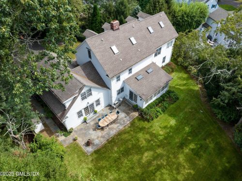 274 Riverside Ave, Riverside CT  06878-2315 exterior