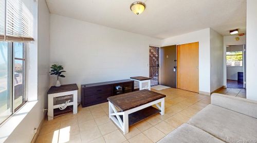 92-1136 Panana St, Kapolei, HI 96707