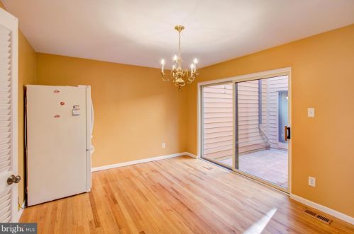59 Sayre Dr, Princeton NJ  08540-5825 exterior