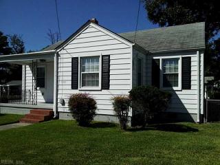 9401 Hickory St, Norfolk VA  23503-3313 exterior