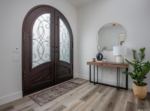 2074 Fixlini St, San Luis Obispo, CA 93401-3033