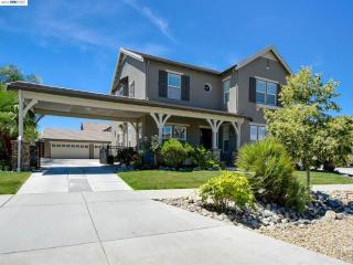 3033 Caldeira Dr, Livermore, CA 94550-6598