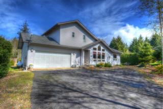 415 Evergreen Ln, Yachats OR  97498-9324 exterior