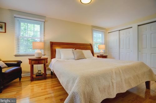 151 Cedar Ln, Princeton NJ  08540-5349 exterior