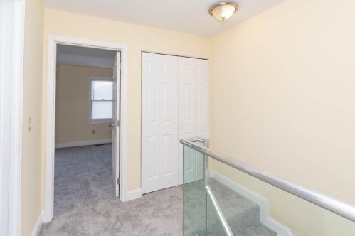 947 Auburnview Dr, Cincinnati OH  45206-2582 exterior