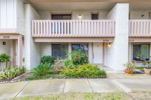 3034 Via Sabinas, Carlsbad, CA 92010-1384