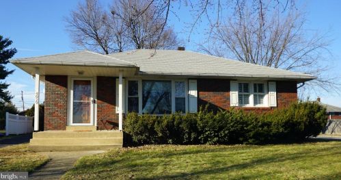4029 Turner St, Allentown, PA 18104-5155