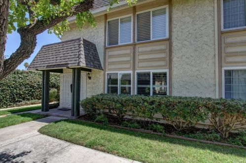 11881 Ruby Ct, Santa Ana, CA 92708-1242
