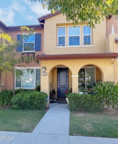 304 Big Sur River Pl, Oxnard, CA 93036-5301