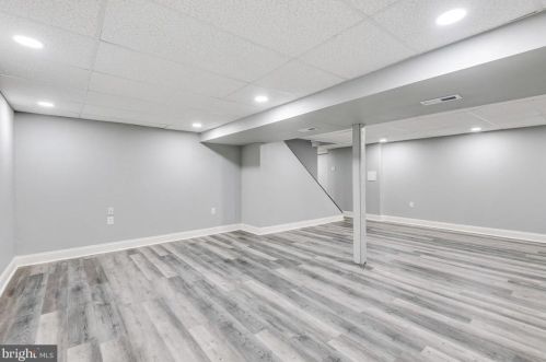 201 Newport Dr, Severna Park MD exterior