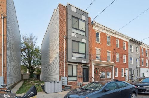 431 Berks St, Philadelphia PA 19131-3215 exterior