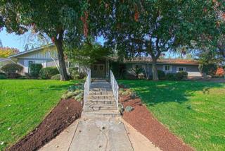 7465 Charles Ave, Fresno, CA 93711-0116