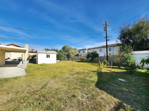 1776 Carnelian St, Anaheim CA  92802-2427 exterior
