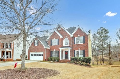 2075 Laurel Lake Dr, Suwanee, GA 30024-3279