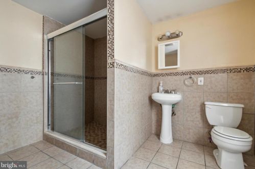 2229 Hancock St, Philadelphia PA  19133-3719 exterior