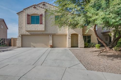 6804 54th Ln, Laveen, AZ 85339-6955