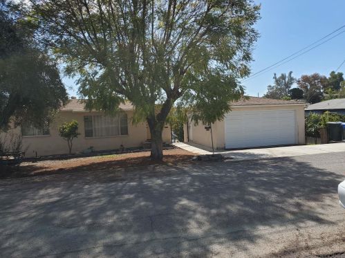 7523 Zemco Dr, Lemon Grove, CA 91945-4062