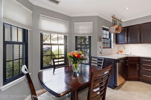 3 Old Orch Ln, Tinton Falls NJ 07712-2570 exterior