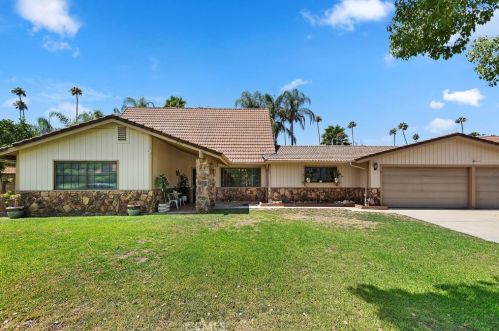 2662 Sovereign Way, Riverside, CA 92506-5120