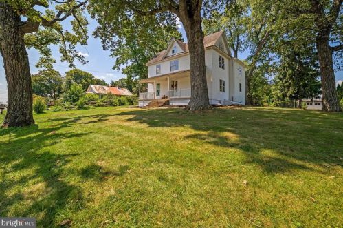7242 Woodbine Rd, Woodbine, MD 21797-8913