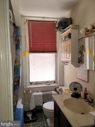 558 Market St, York PA 17402-2765 exterior