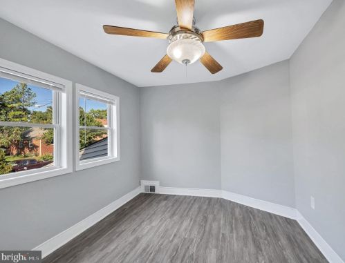 9121 Kimes St, Silver Spring MD 20901-3727 exterior