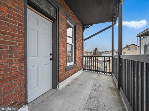 1105 Lehman St, Lebanon PA 17046-3875 exterior