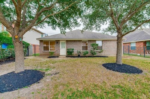 25831 Chapman Falls Dr, Richmond TX  77406-3974 exterior