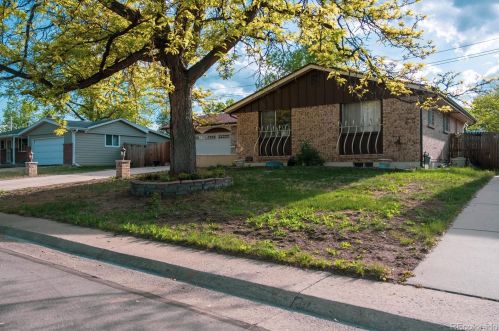 1669 Flower St, Denver, CO 80232-6403