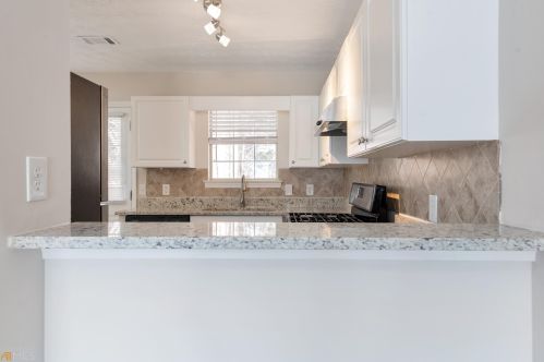 200 Adam Cir, Mcdonough GA  30253-6596 exterior